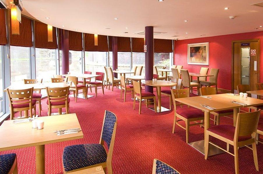 Premier Inn Nottingham Arena Exterior photo